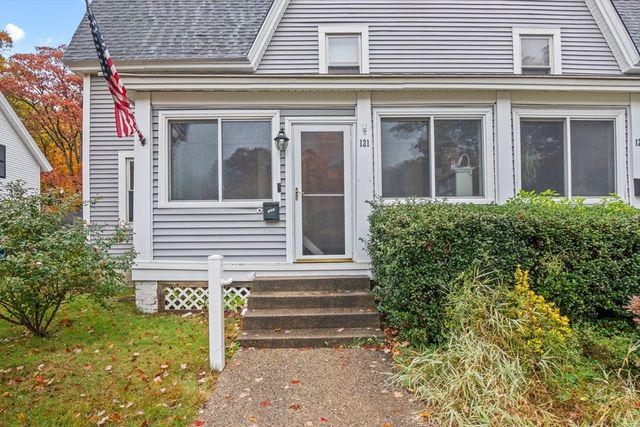121 East Street 121, Northbridge, MA 01588