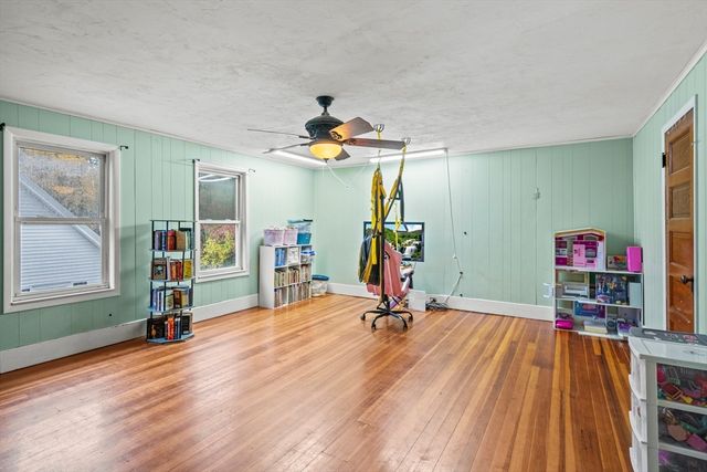 121 East Street 121, Northbridge, MA 01588