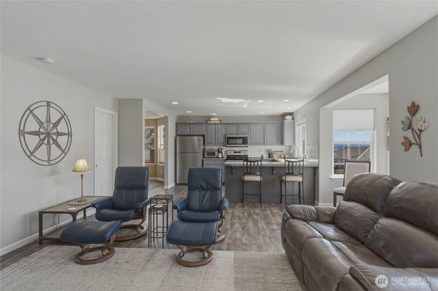 2217 Michael Brooke, Wenatchee, WA 98801