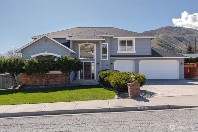 2217 Michael Brooke, Wenatchee, WA 98801