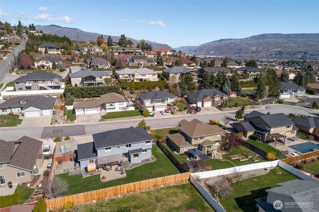 2217 Michael Brooke, Wenatchee, WA 98801