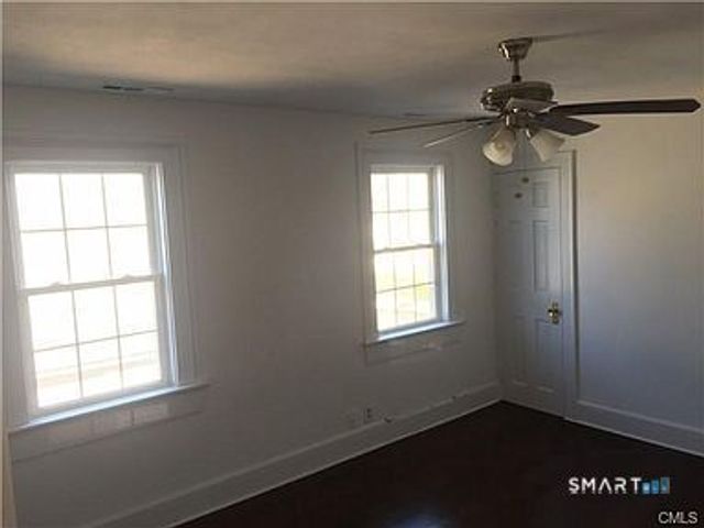 5 Durando Place, Bridgeport, CT 06605