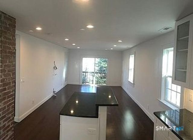 5 Durando Place, Bridgeport, CT 06605