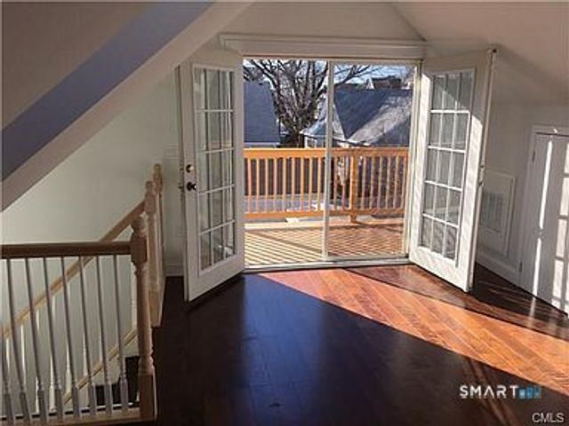 5 Durando Place, Bridgeport, CT 06605