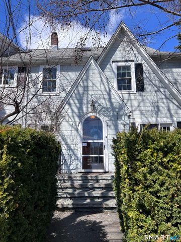 5 Durando Place, Bridgeport, CT 06605