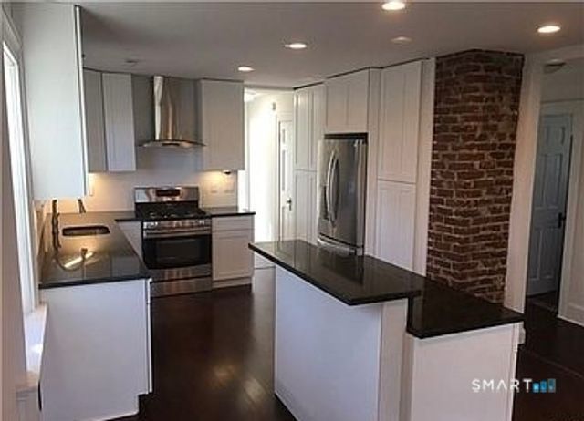 5 Durando Place, Bridgeport, CT 06605