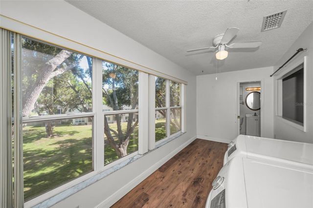 5725 80TH STREET N 315, St Petersburg, FL 33709