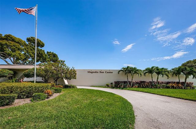 5725 80TH STREET N 315, St Petersburg, FL 33709