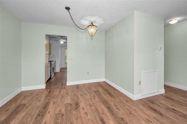 5725 80TH STREET N 315, St Petersburg, FL 33709