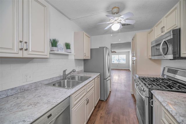 5725 80TH STREET N 315, St Petersburg, FL 33709