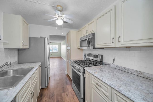 5725 80TH STREET N 315, St Petersburg, FL 33709