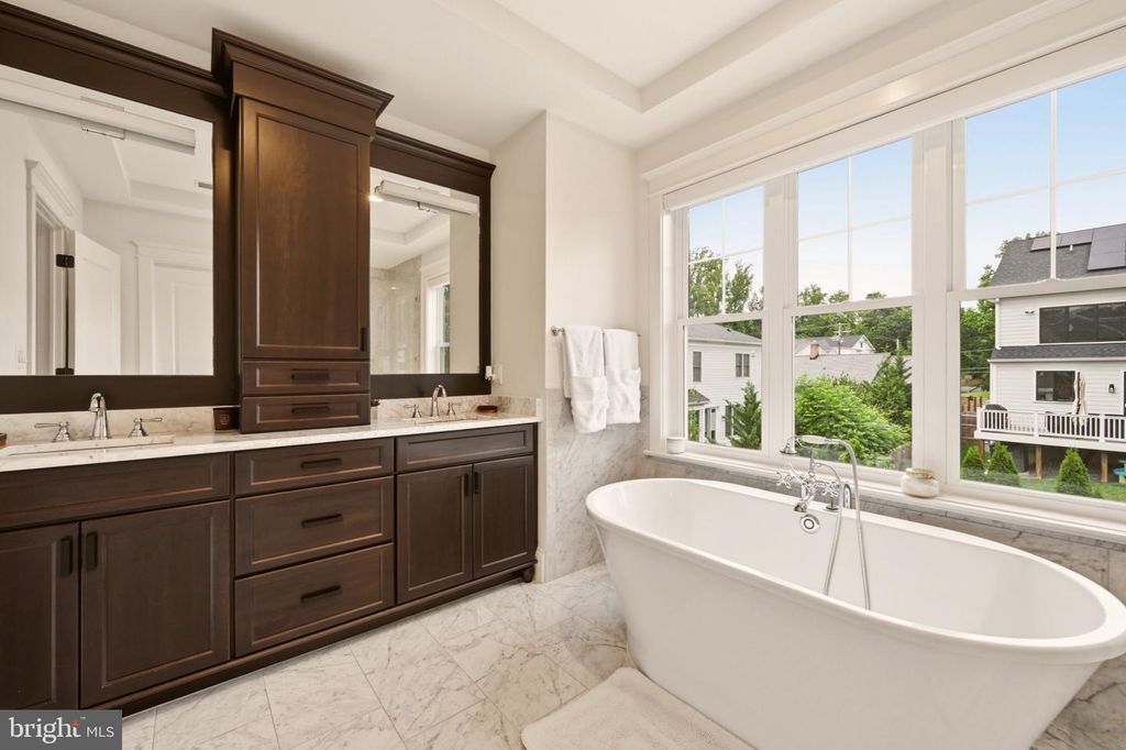 Image 22 of property listing at 4415 COLCHESTER DR, Kensington, MD 20895