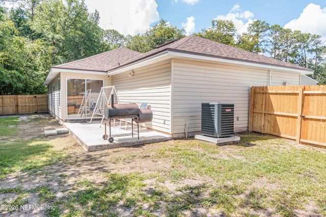 431 THOMAS Court, Macclenny, FL 32063