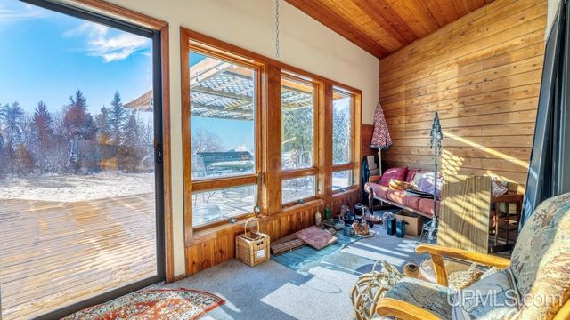 6223 Cr 513 T Road, Rapid River, MI 49878