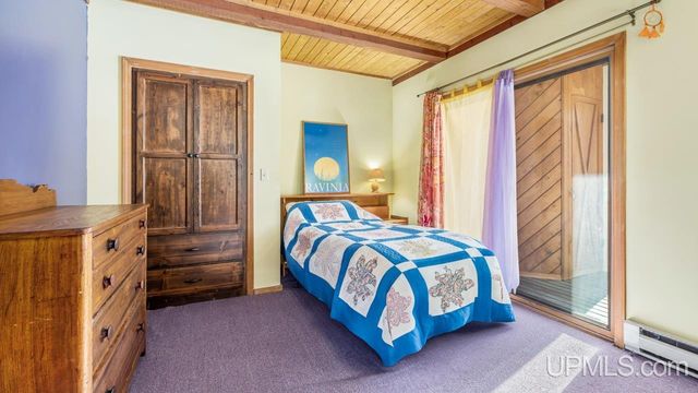 6223 Cr 513 T Road, Rapid River, MI 49878