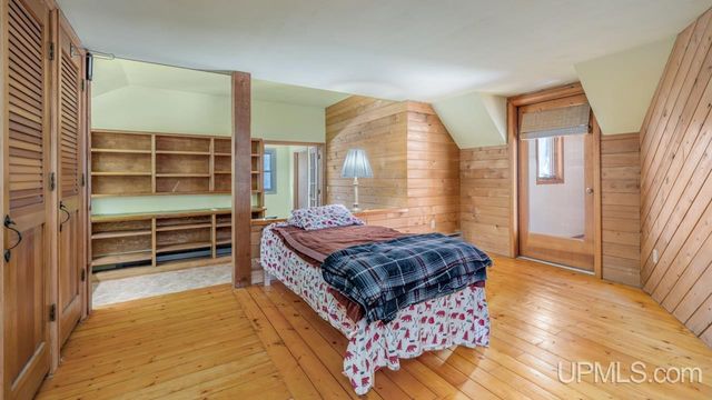 6223 Cr 513 T Road, Rapid River, MI 49878