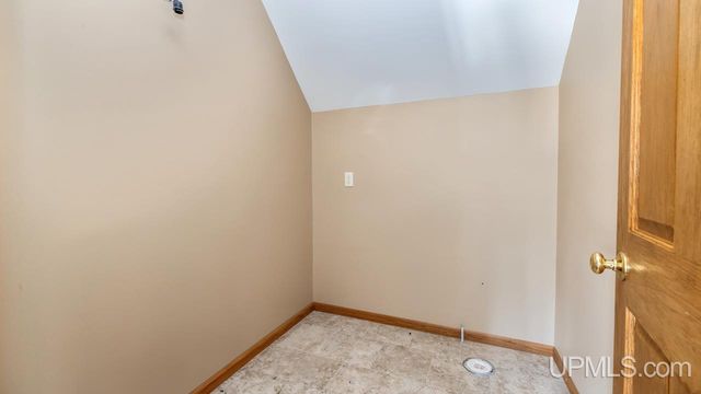 6223 Cr 513 T Road, Rapid River, MI 49878