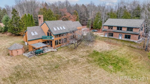 6223 Cr 513 T Road, Rapid River, MI 49878