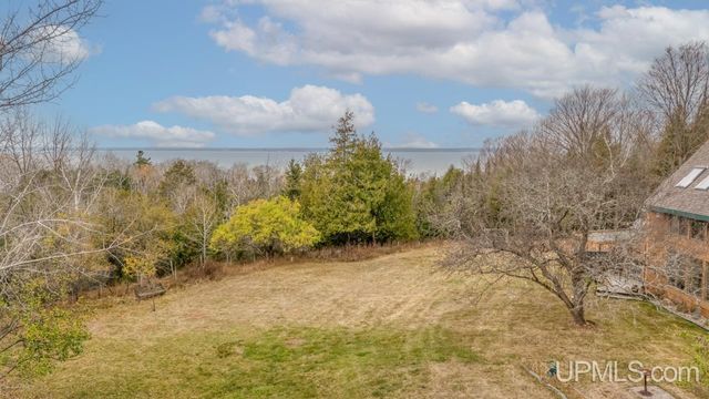 6223 Cr 513 T Road, Rapid River, MI 49878