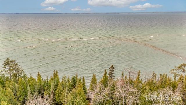 6223 Cr 513 T Road, Rapid River, MI 49878