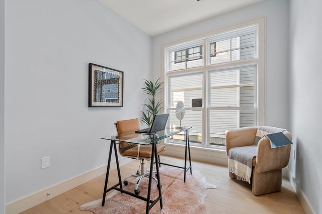 37 Pearl Street 4, Boston, MA 02125