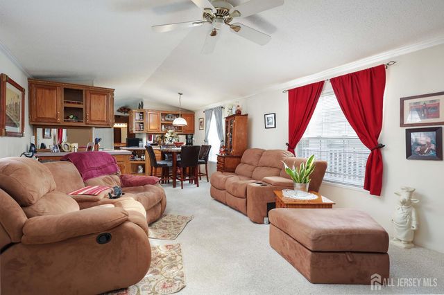 10 Twain Road, North Brunswick, NJ 08902