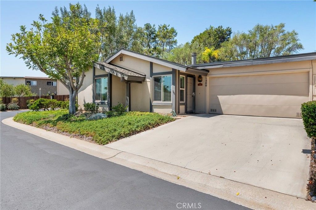 Image 1 of property listing at 1400 Market Street, Vista, CA 92084