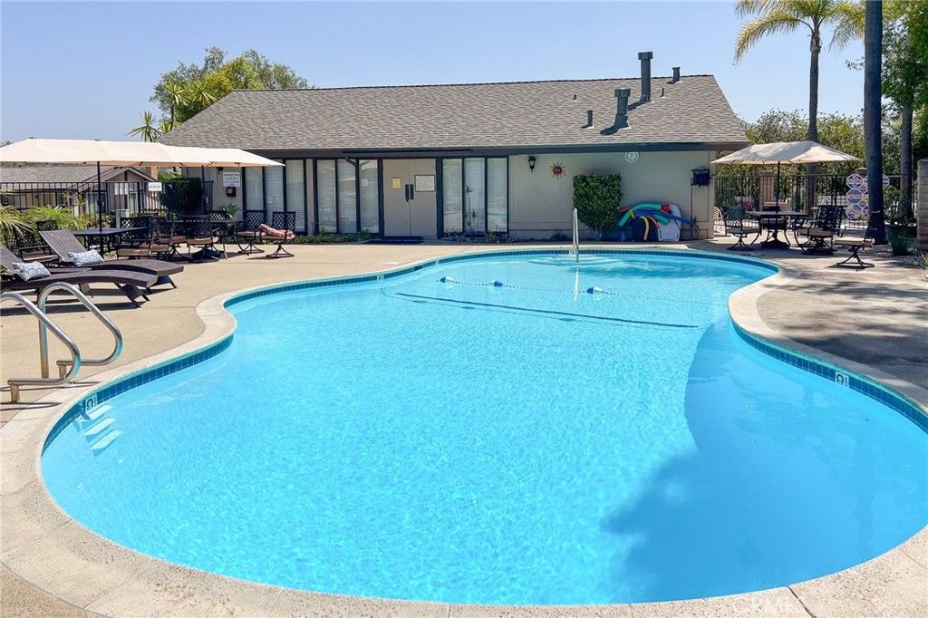 Image 30 of property listing at 1400 Market Street, Vista, CA 92084