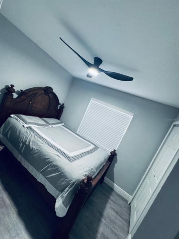 17 S SOLANDRA DRIVE, Orlando, FL 32807