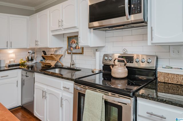 3418 TEQUESTA LANE, Hoover, AL 35226