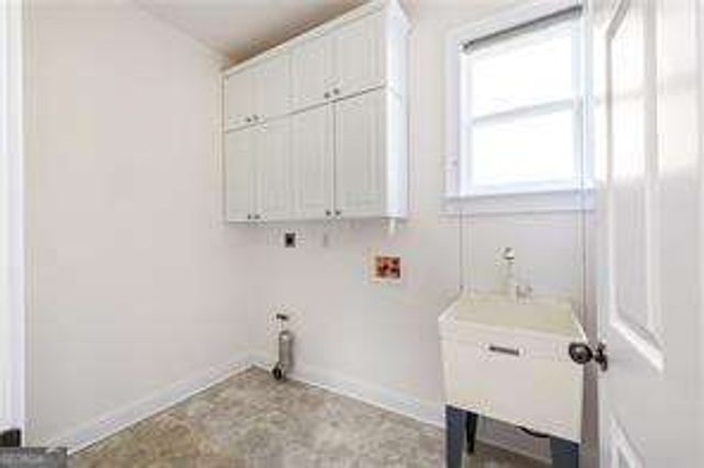 3629 Summit Oaks Drive, Roswell, GA 30075