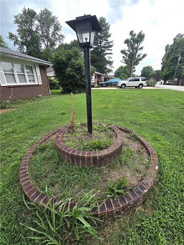 113 Pleasant Avenue, Berryville, AR 72616