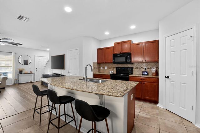 4714 SOMERSET HILL LANE, Riverview, FL 33578