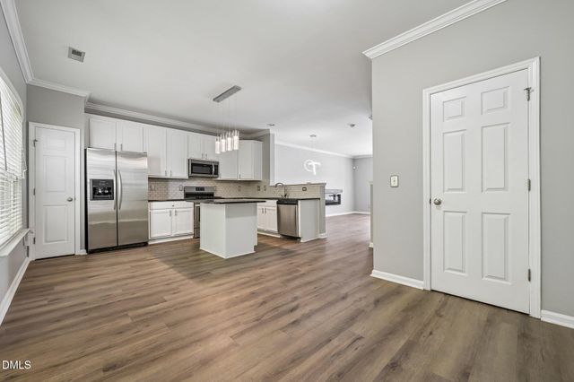 11822 Canemount Street, Raleigh, NC 27614