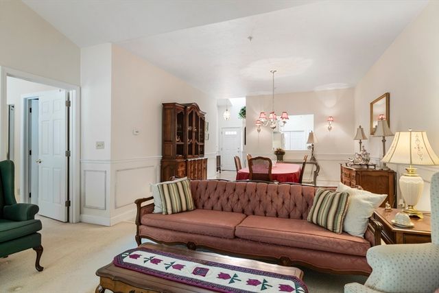 47 Orchard Meadow Dr. 47, Shrewsbury, MA 01545