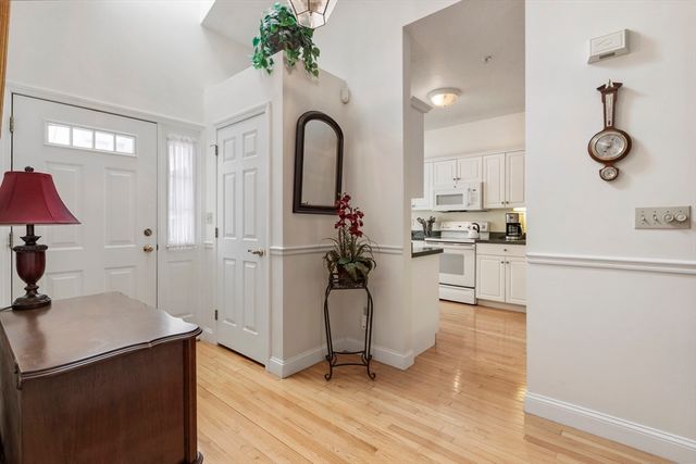 47 Orchard Meadow Dr. 47, Shrewsbury, MA 01545