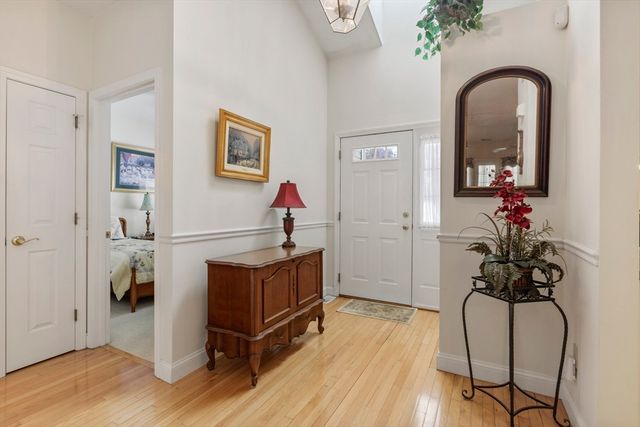 47 Orchard Meadow Dr. 47, Shrewsbury, MA 01545