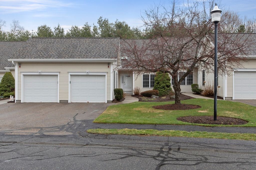 47 Orchard Meadow Dr. 47, Shrewsbury, MA 01545