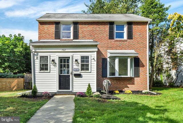 702 DEVONSHIRE RD, Baltimore, MD 21229