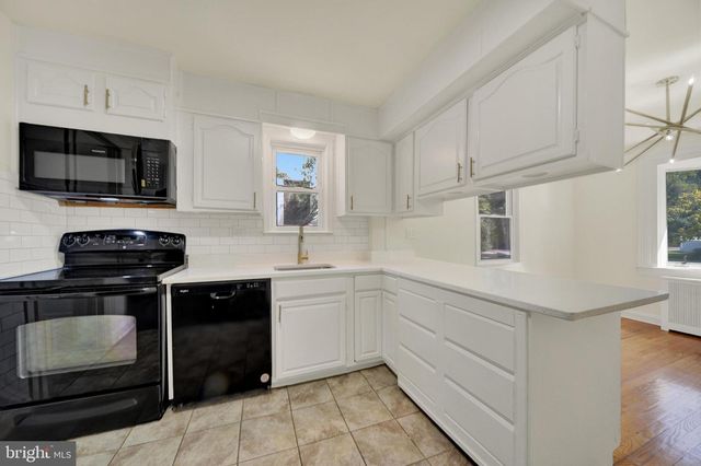 702 DEVONSHIRE RD, Baltimore, MD 21229