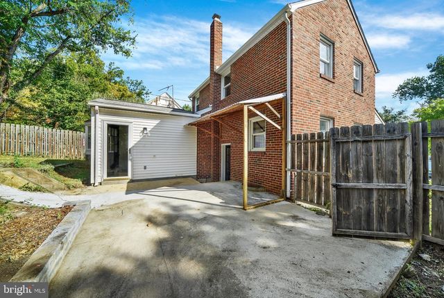 702 DEVONSHIRE RD, Baltimore, MD 21229
