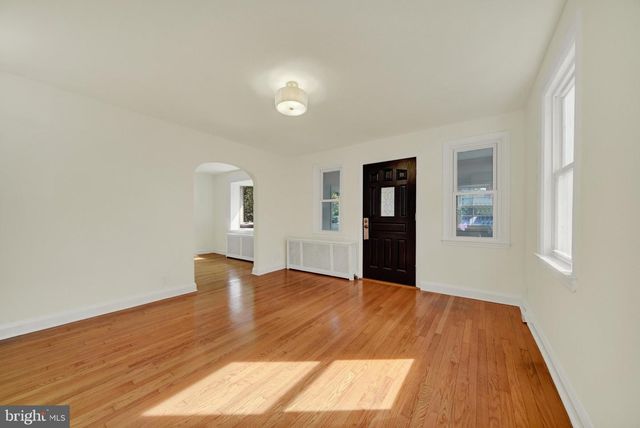 702 DEVONSHIRE RD, Baltimore, MD 21229