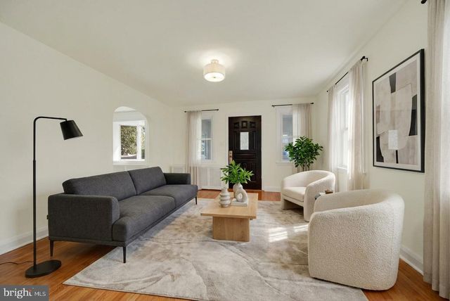 702 DEVONSHIRE RD, Baltimore, MD 21229