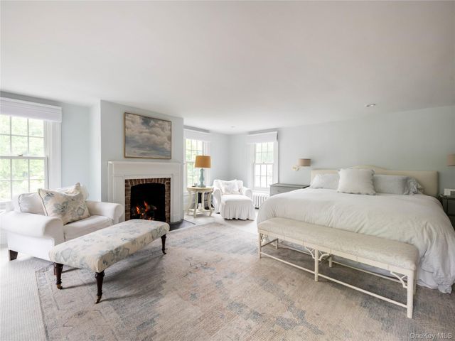 245 Lattingtown Road, Locust Valley, NY 11560