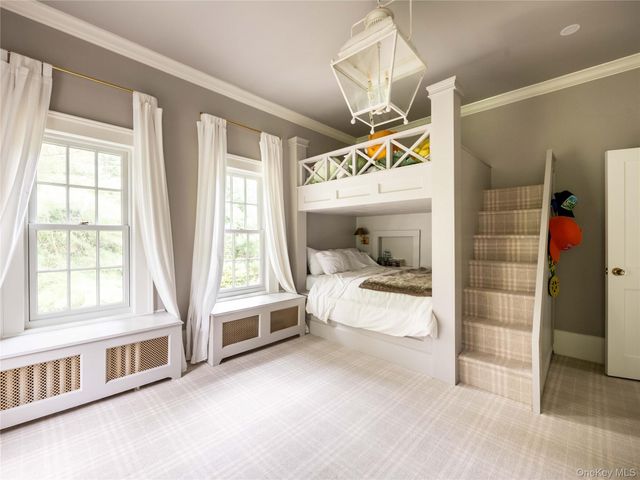 245 Lattingtown Road, Locust Valley, NY 11560