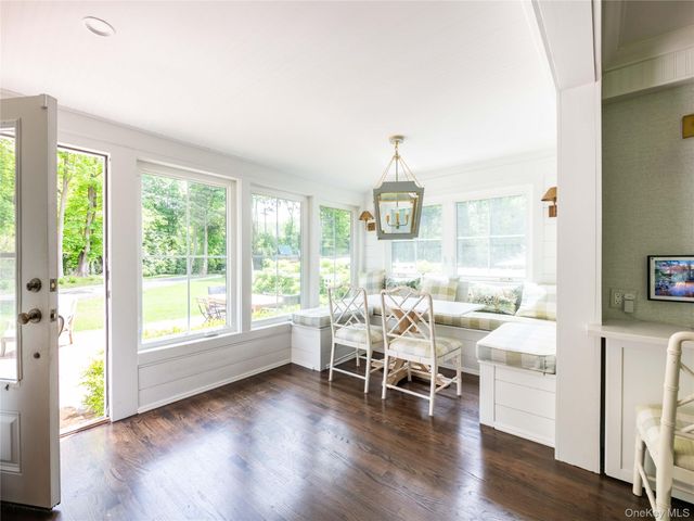 245 Lattingtown Road, Locust Valley, NY 11560