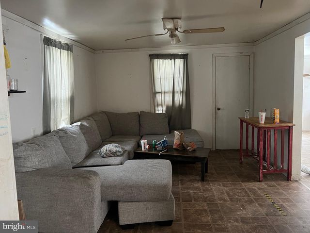 3276 WILLIAM PENN HWY, Mifflintown, PA 17059