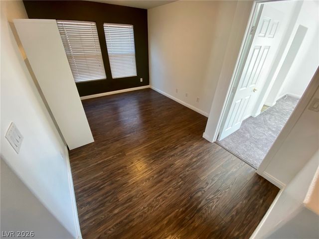 6434 Frosted Dawn Court, Las Vegas, NV 89141