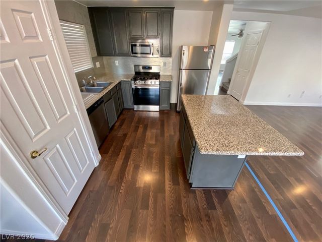 6434 Frosted Dawn Court, Las Vegas, NV 89141