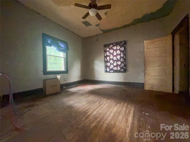 204 Madora Street, Mount Holly, NC 28120